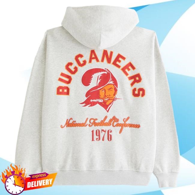 Official Abercrombie And Fitch Tampa Bay Buccaneers Graphic Hoodie NFL by Abercrombie