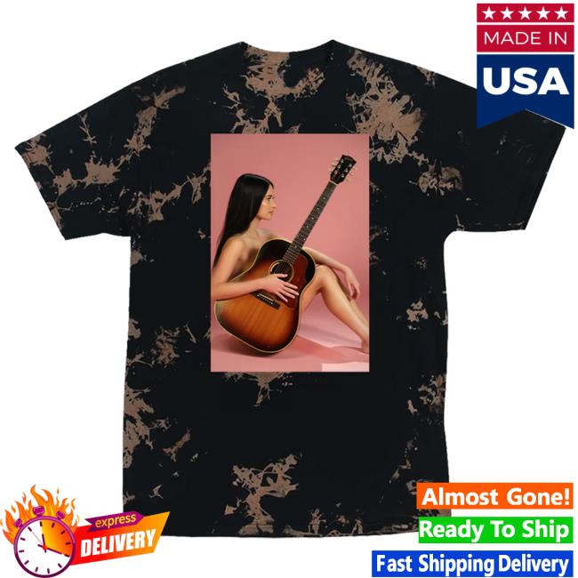 Kacey Musgraves Guitar Photo Tee