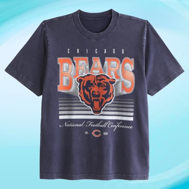 Official Abercrombie And Fitch Clothing Chicago Bears Vintage-Inspired Graphic Tshirt NFL by Abercrombie